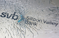 Невидимая рука Кремля: Silicon Valley Bank обанкротился